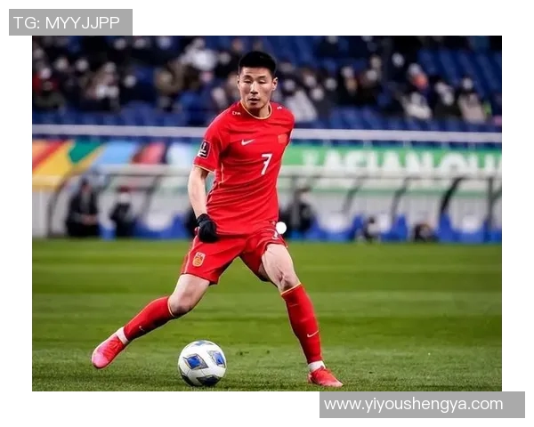 武磊在国际舞台上展现足球才华成为中国足球明星的崛起之路